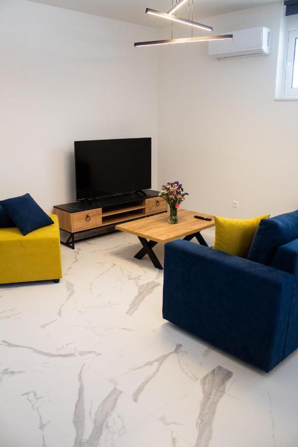 Elias Studio - Near To The Port Of Rafina And The Airport Of Athens Agios Spyridon  ภายนอก รูปภาพ